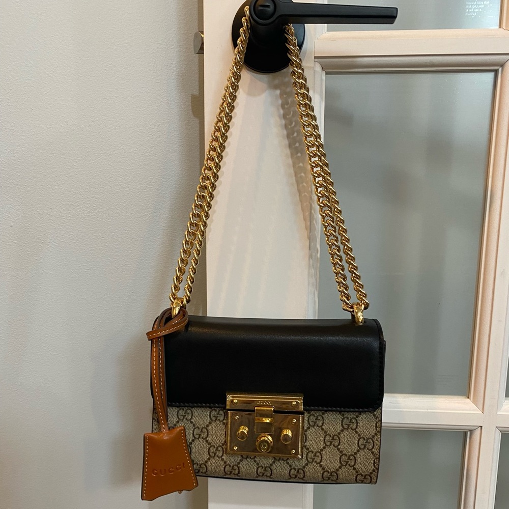 Shoulder purse